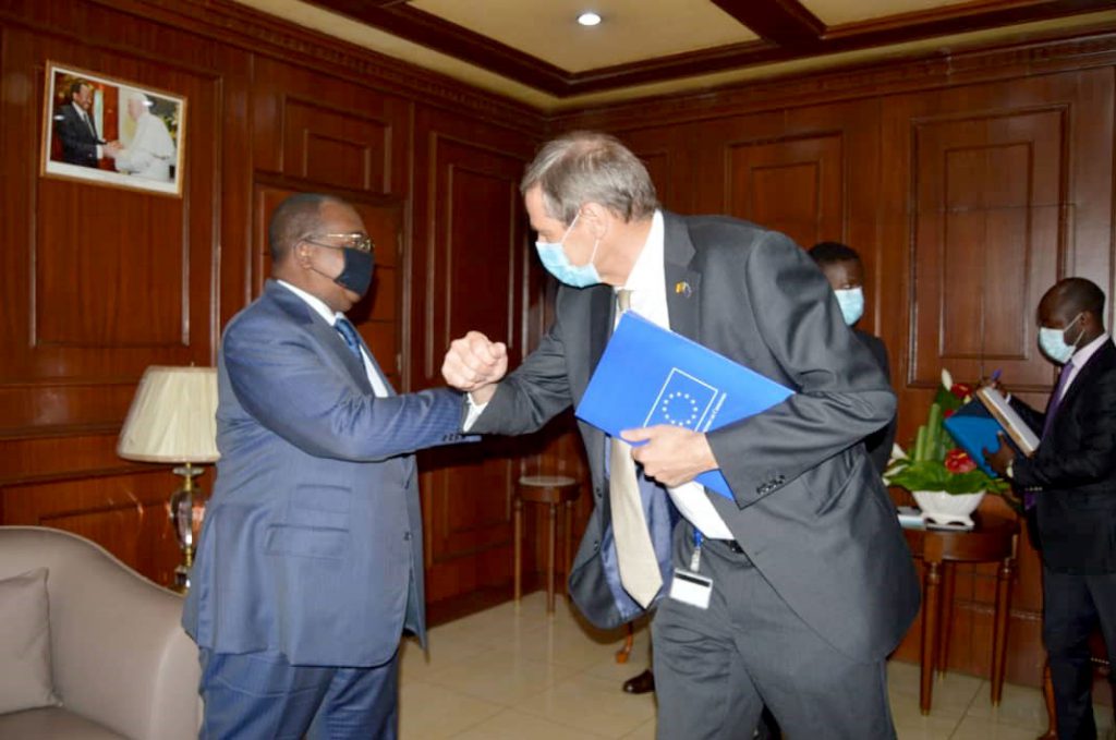 Union Européenne - Cameroun : Louis Paul MOTAZE a reçu en audience S.E. M. Philipe Van Damme pour une nouvelle ère de coopération
