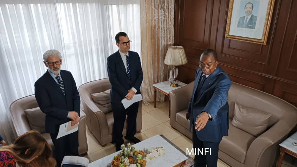 le-minfi-a-recu-une-delegation-du-fonds-mondial-de-lutte-contre-le-sida,-le-paludisme-et-la-tuberculose.