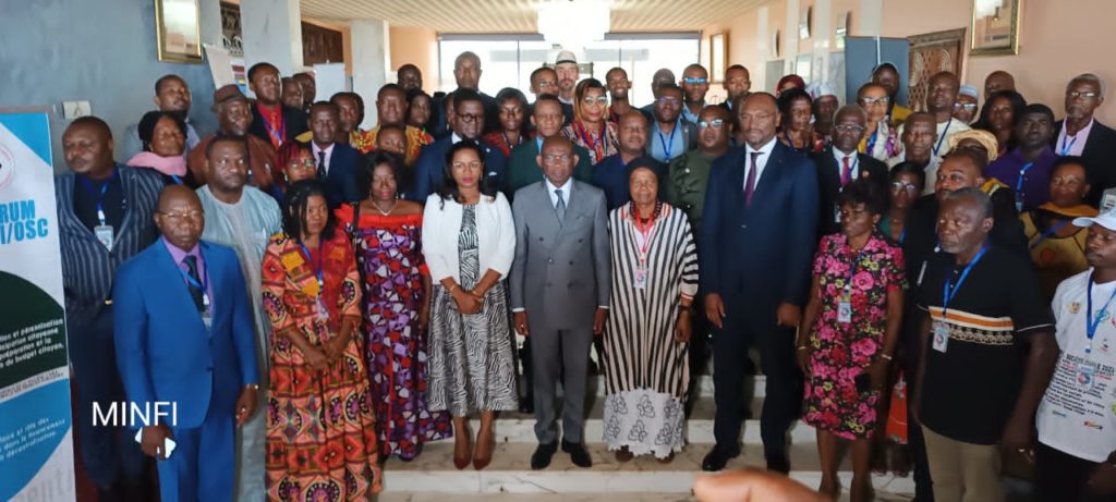 forum-minfi-–-societe-civile:-pour-une-approche-citoyenne-de-la-reforme-des-finances-publiques
