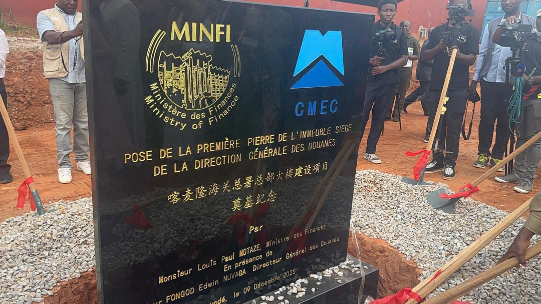 INFRASTRUCTURE – POSE DE LA PREMIÈRE PIERRE DU FUTUR IMMEUBLE-SIEGE DE LA DIRECTION GENERALE DES DOUANES